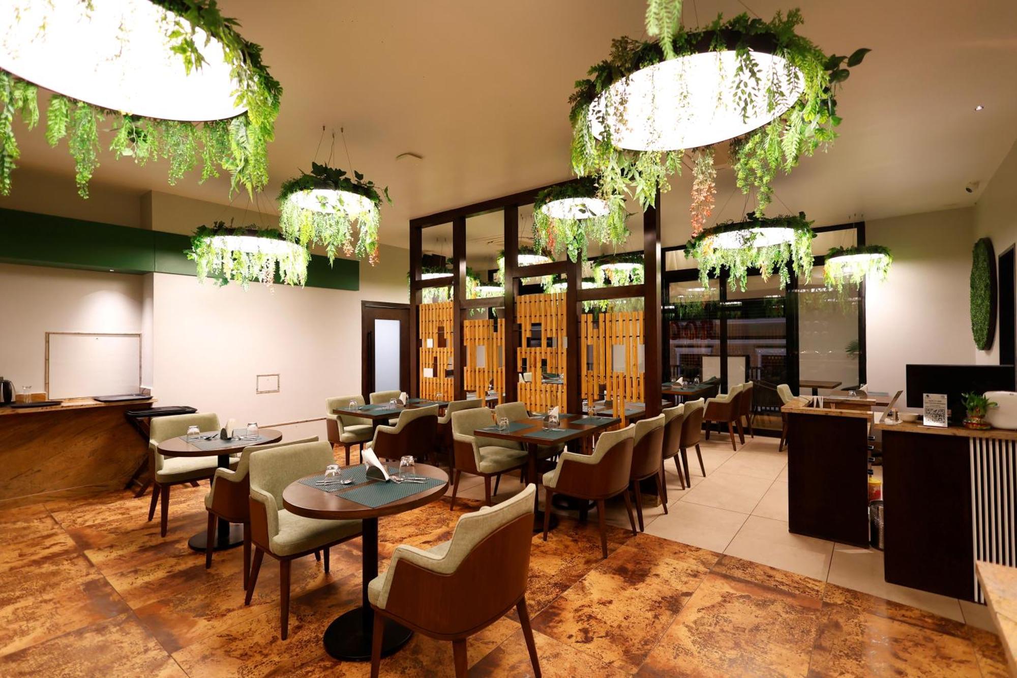 Quality Inn City Centre Varanasi Dış mekan fotoğraf